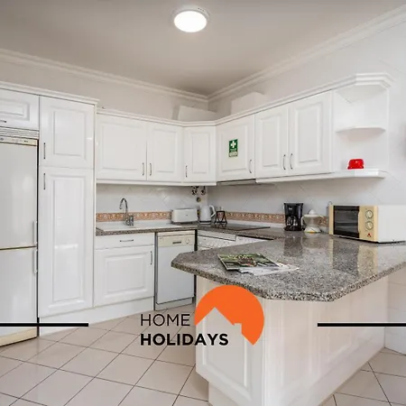 #273 T2 Bicos Flat M By Holidays Albufeira